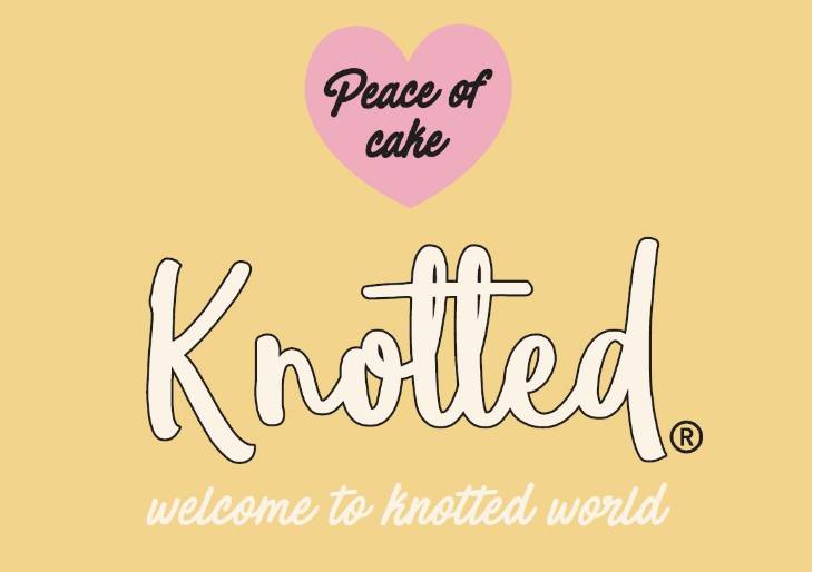 Cafe Knotted