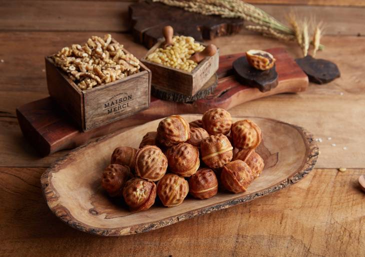 Hodu Snack (Walnut Cakes)