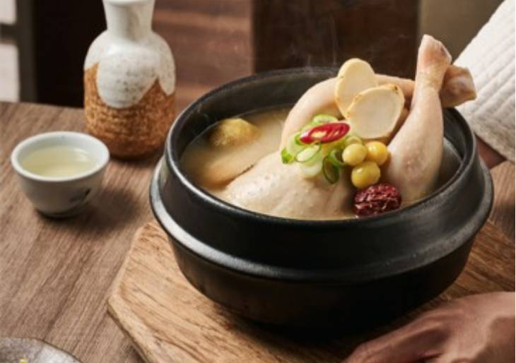 Baekjeryeong-Ginseng Chicken Soup