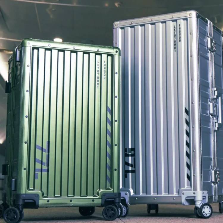 [Best Travel Item]
여행 준비, 특가로