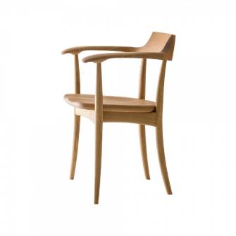 HIDA
Crescent 
Arm chair