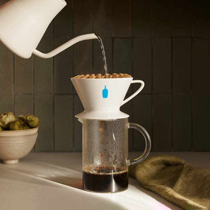BLUE BOTTLE COFFEE