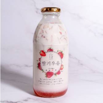 딸기 우유