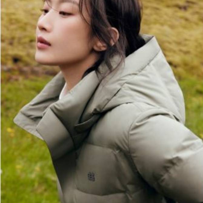 여성 쿠치 다운