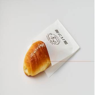 클래식 소금빵