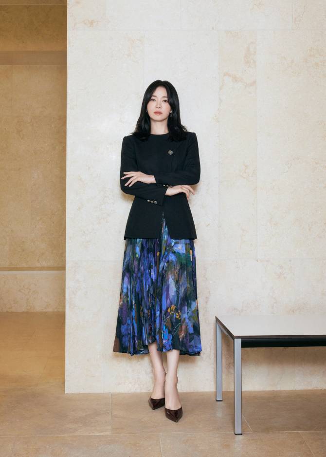 라운드 사선 버튼 자켓