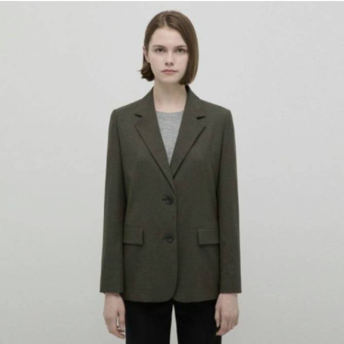 여성 재킷
398,000원 &rarr; 89,000원