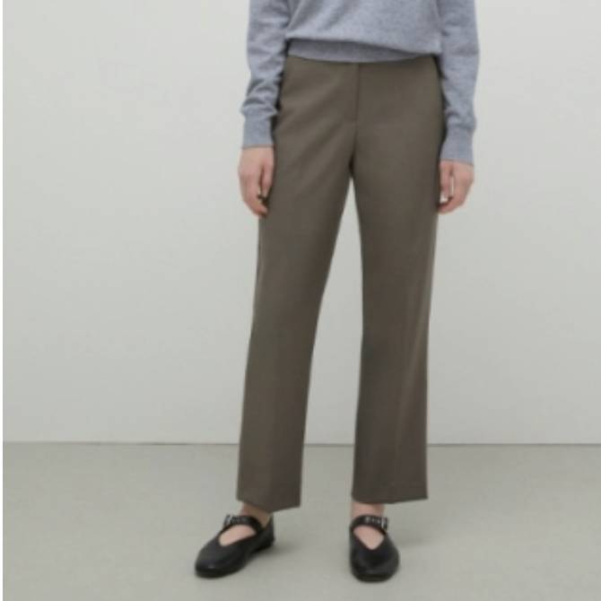 팬츠
198,000원&rarr;49,000원