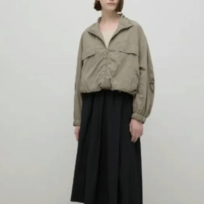 점퍼
378,000원&rarr;79,000원