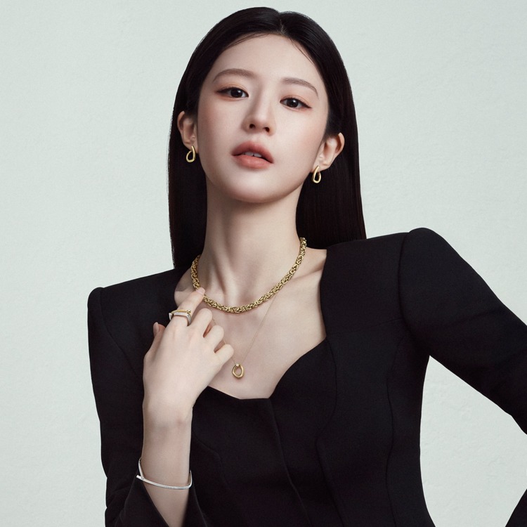 [디디에두보]
신제품 출시