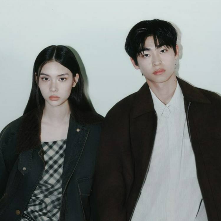 [에잇세컨즈] 
MID SALE 최대 50%