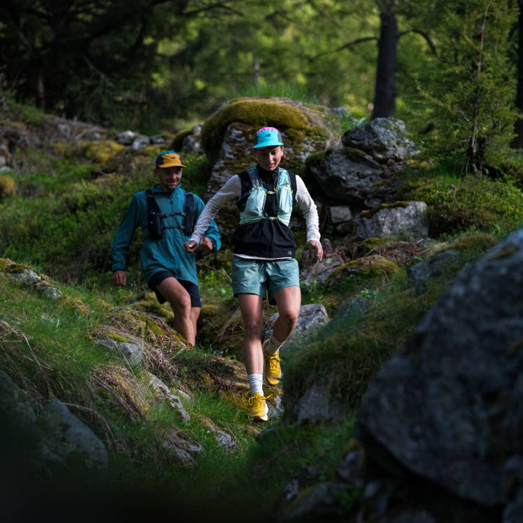 [뉴발란스]의류포함10/20만원 이상구매시 
추가할인