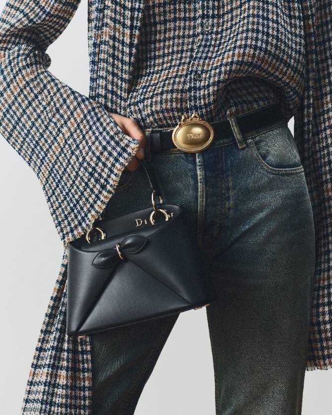 디올(Dior)