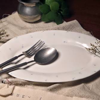 [빈토블루]
물망 오발접시 M
(화이트, 블루)
