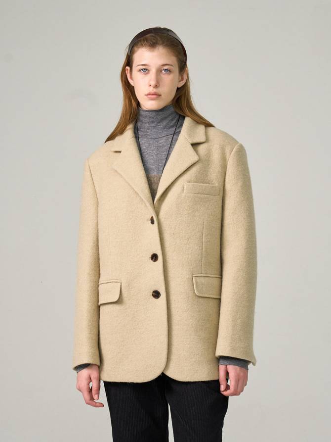 Alpaca Boucle
Tailored Jacket