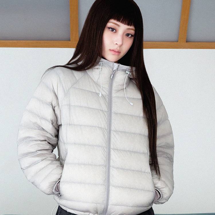[에잇세컨즈]
올데이 에어 경량패딩 10% OFF