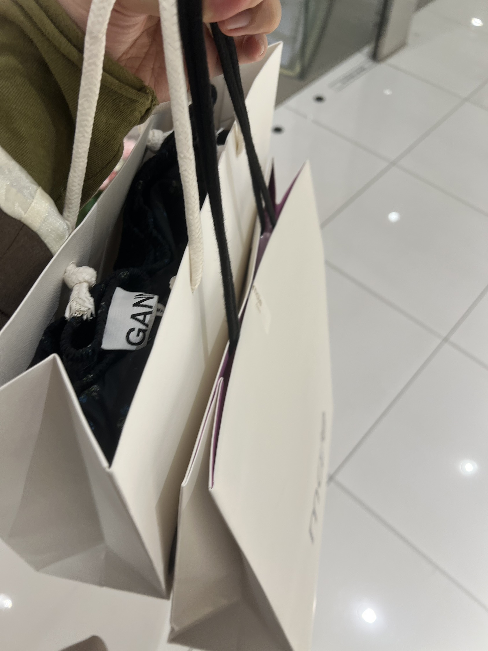 [존스] 존스